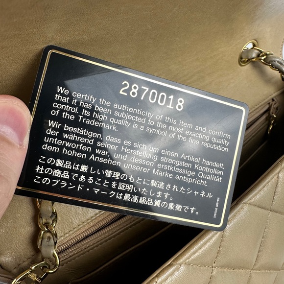 CHANEL DIANA FLAP BAG MEDIUM GHW - Picture 13 of 15